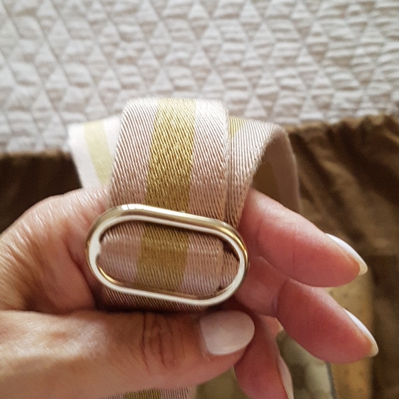 🌺FINAL SALE🌺 Gucci Monogram Messenger Bag - Picture 4 of 15